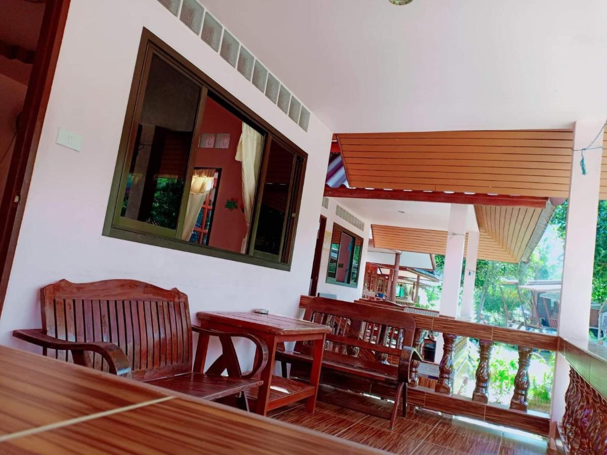 Silver Beach Bungalow Хаад Яо Экстерьер фото