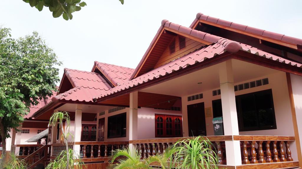 Silver Beach Bungalow Хаад Яо Экстерьер фото